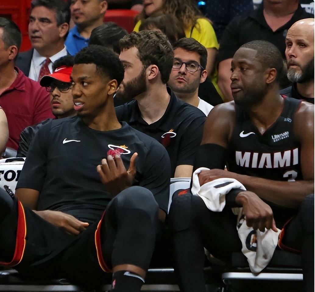 塞德前往日, 怀特塞德在, 队四川男篮